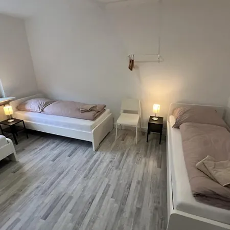 Apartmán Work And Sleep 6 Pers Komfortwohnung Fuer Gruppen H6 *
