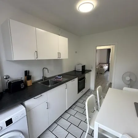 Work And Sleep 6 Pers Komfortwohnung Fuer Gruppen H6 *