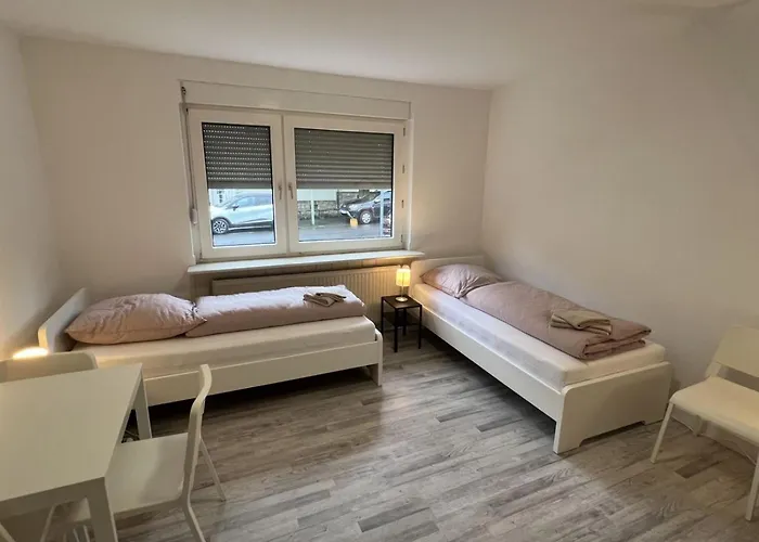 Work And Sleep 6 Pers Komfortwohnung Fuer Gruppen H6